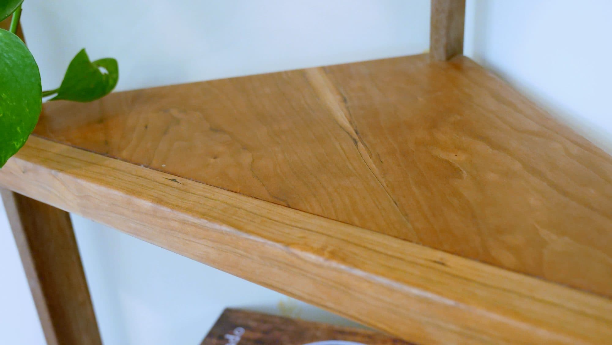 Cherry triangular shelf detail