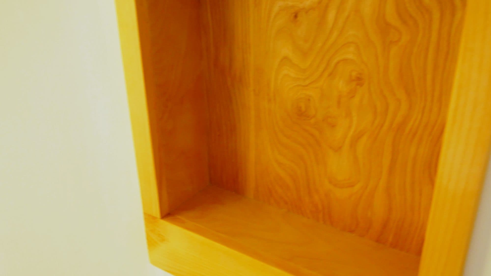 Niche bay corner detail