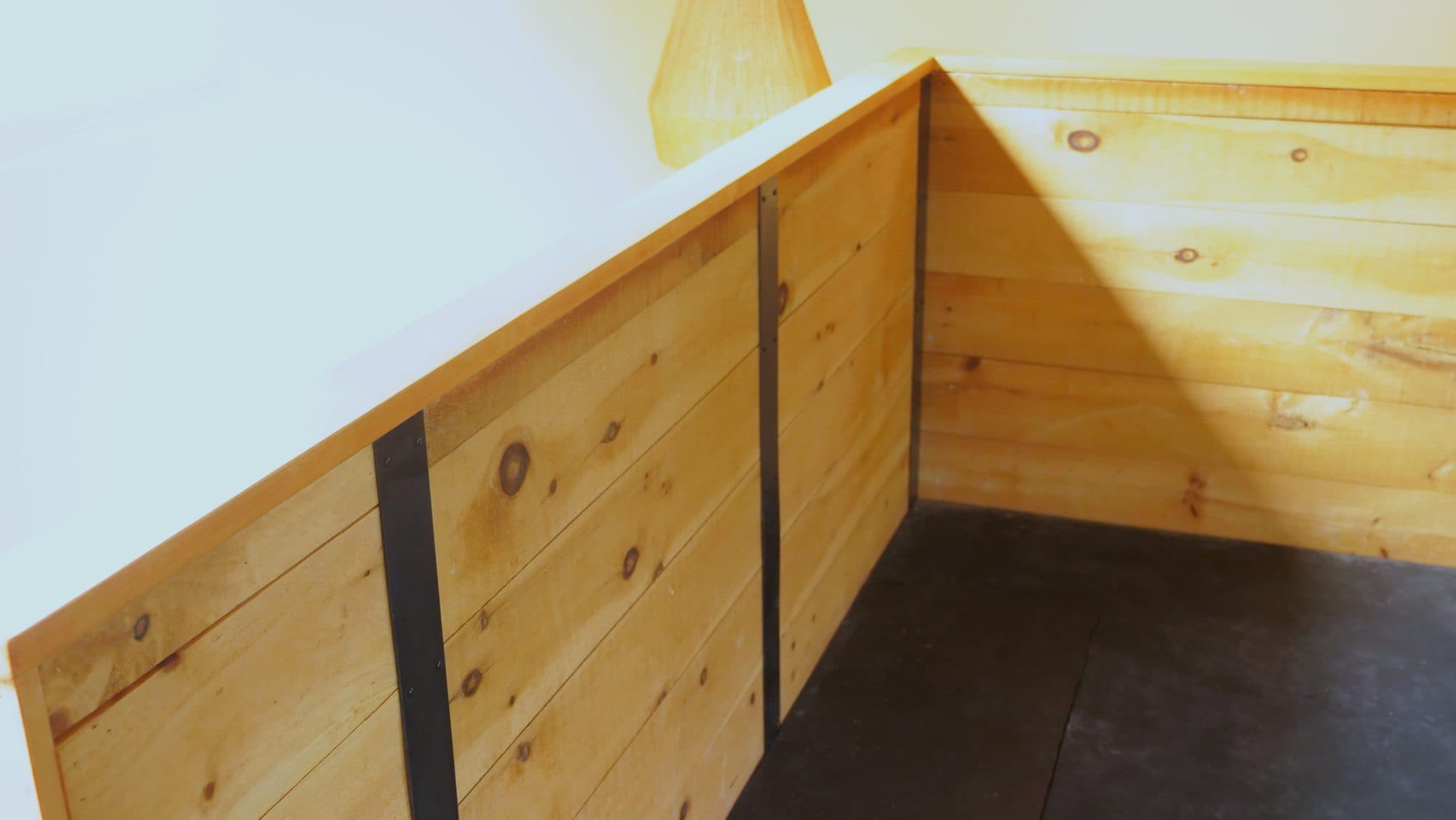 Pine knee-wall corner + cap rail